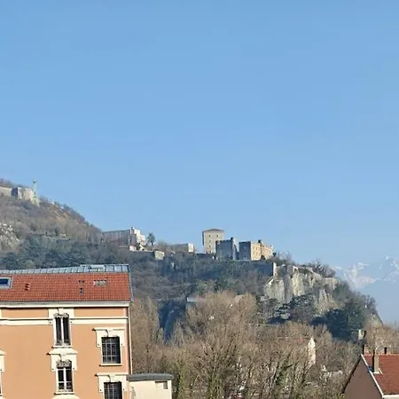 Апартаменты Gare, T2, Vue Bastille Et Belledonne, Climatisation, Neuf Гренобль